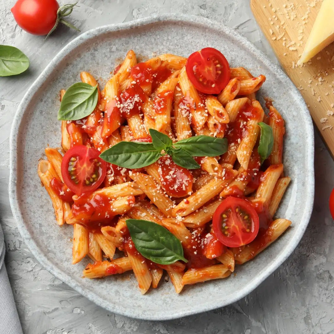 https://instamart-media-assets.swiggy.com/swiggy/image/upload/fl_lossy%2Cf_auto%2Cq_auto%2Ch_960%2Cw_960//InstamartAssets/1/red_sauce_pasta.webp
