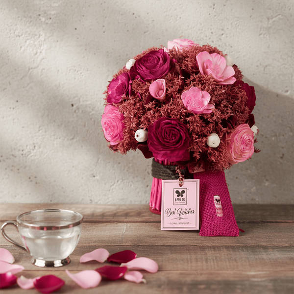 Buy Iris Mini Fragranced Dry Flower Bouquet (with Free Fragrance