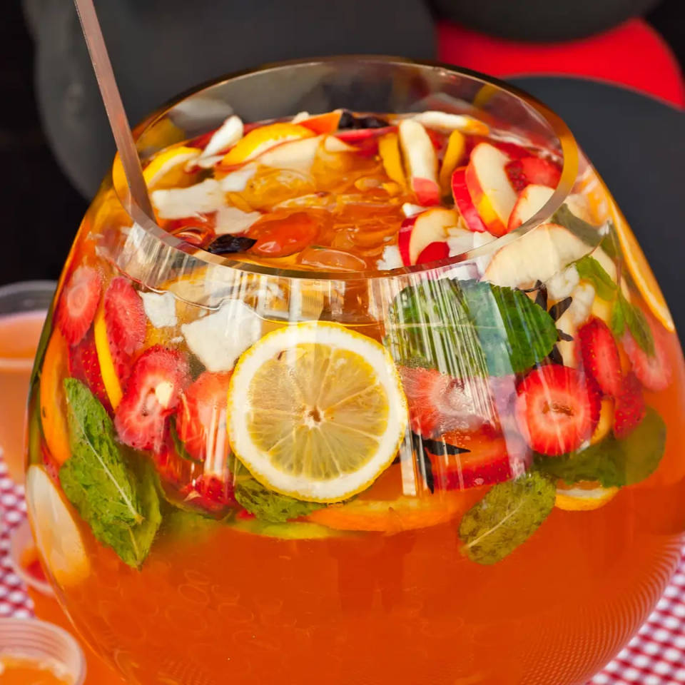 Tender Coconut and Fruit Combos That Work Best for Homemade Coolers