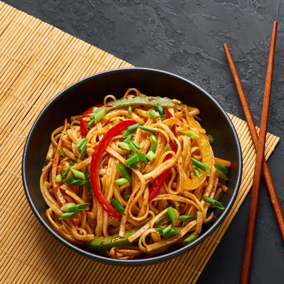 Schezwan Noodles (Veg)