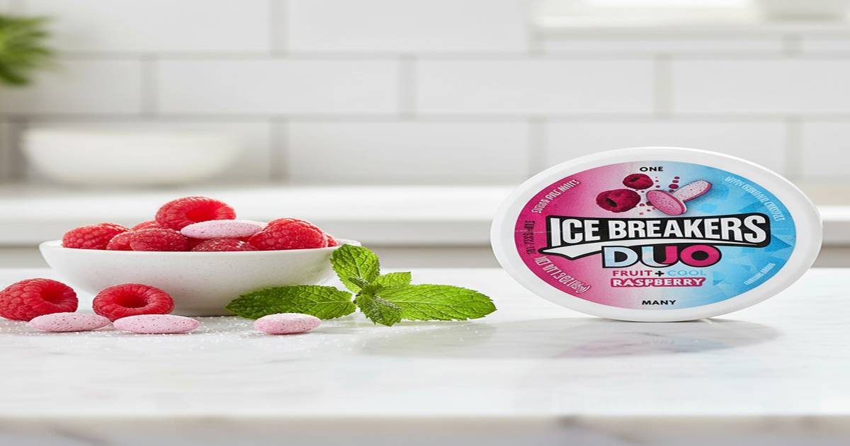 Ice Breakers Duo Raspberry Mints Buy Ice Breakers Duo Fruit + Cool Mints, Raspberry Online (36 g) At ...