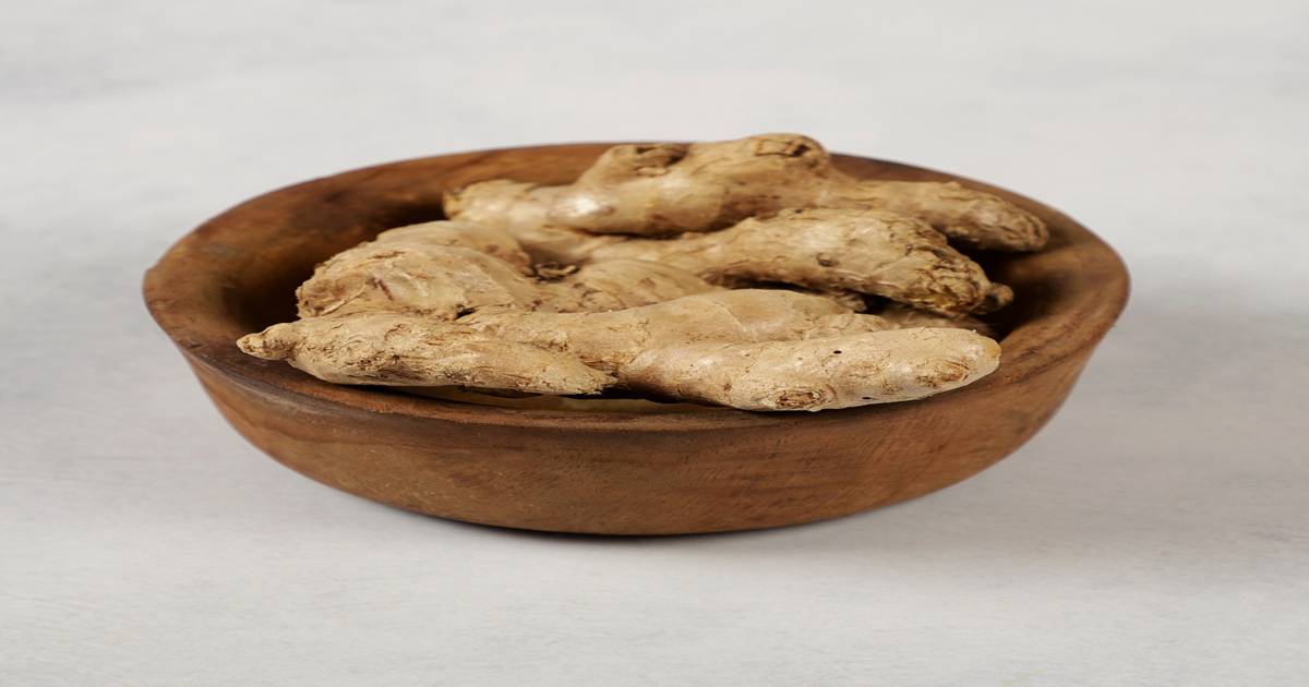 Buy Organic Certified Ginger (Shunti) Online (200 g) At Best Price