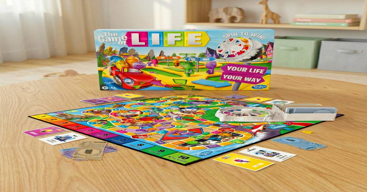 Buy Hasbro Gaming The Game Of Life Family Board Game For 24 Players ...