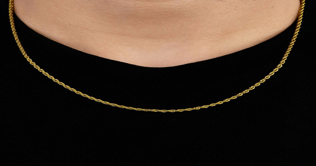 Buy Mesmerize Oscar Necklace Gold Online (1 Piece) At Best Price