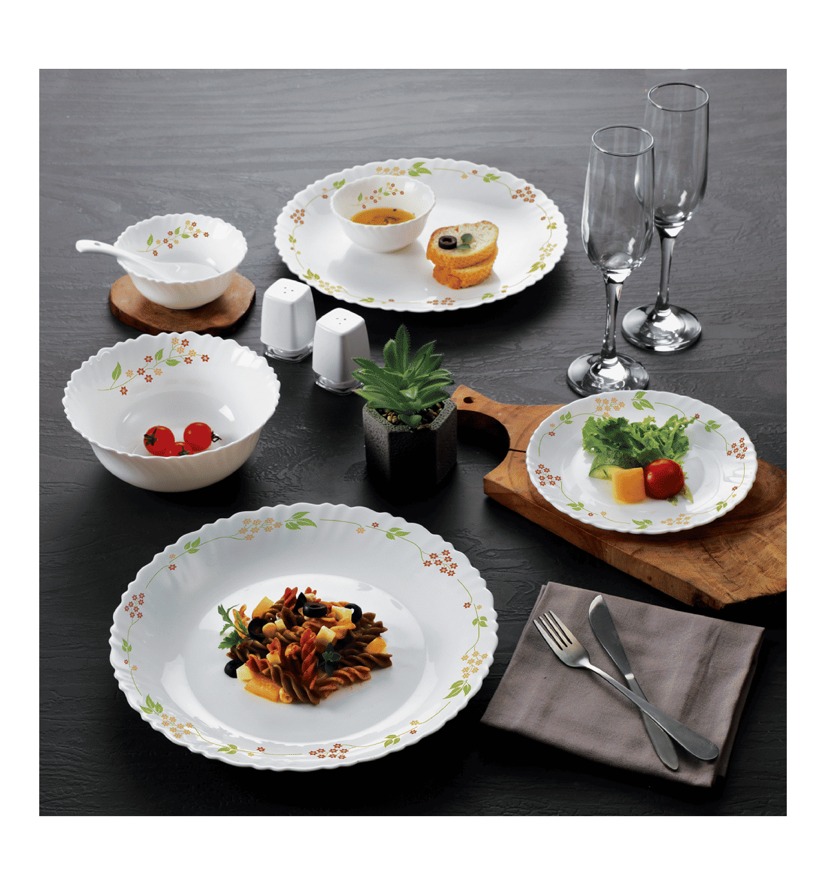 Pigeon Stainless Steel Dinner Pigeon Royal 16 Dinner Set Floral