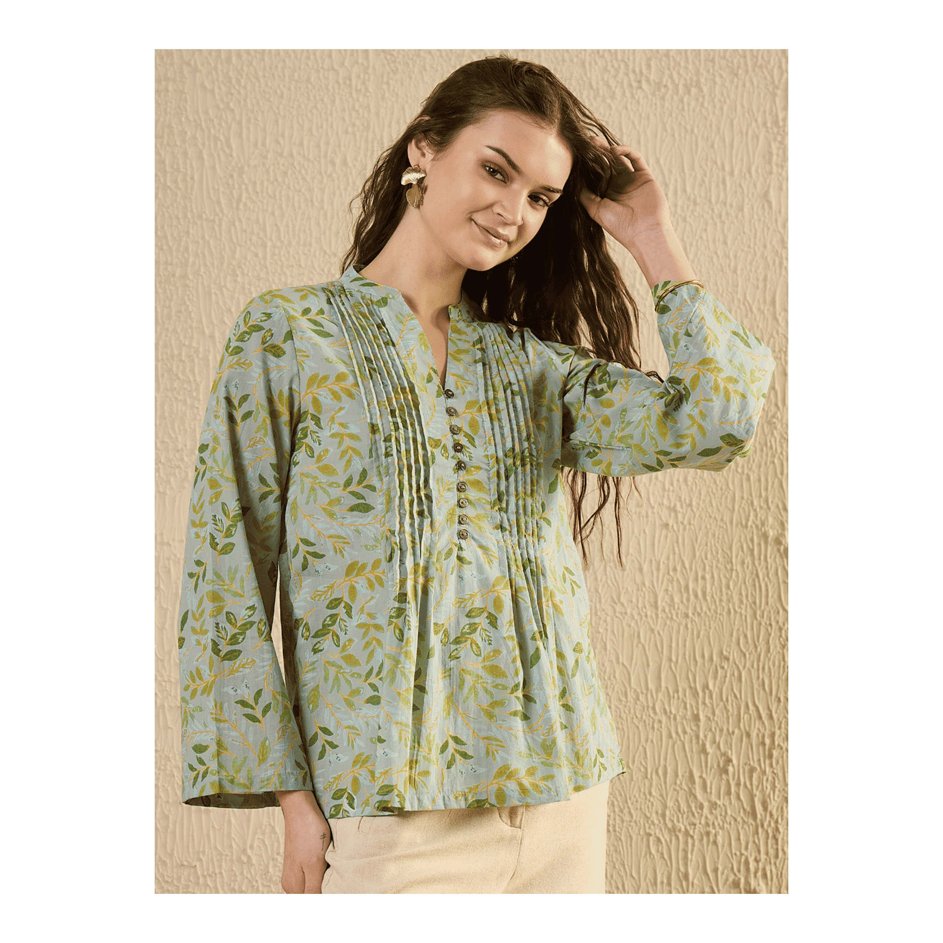 Buy SANSKRUTIHOMES Women V -Neck Green Floral Printed Tunic Top