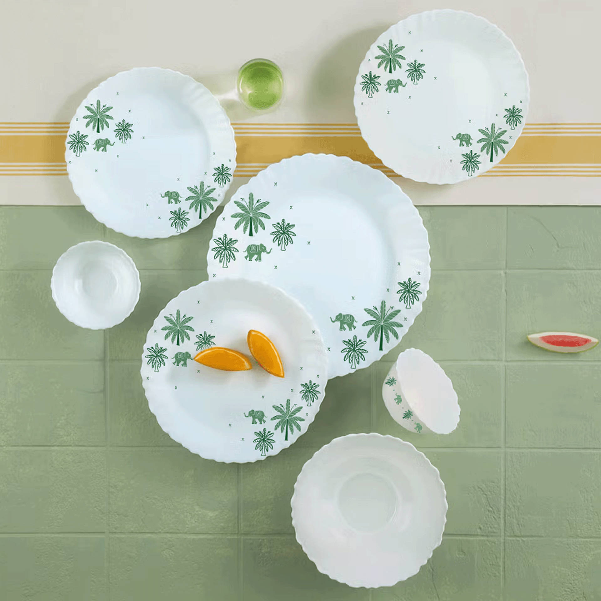 Buy Larah by Borosil Vanam Opalware Dinner Set (16 Pieces