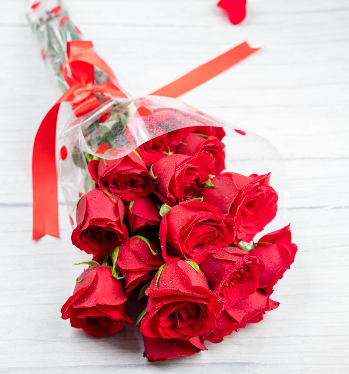 Ten Rosy Roses Buy Fresh Ten Red Roses Bunch Online () At Best Price