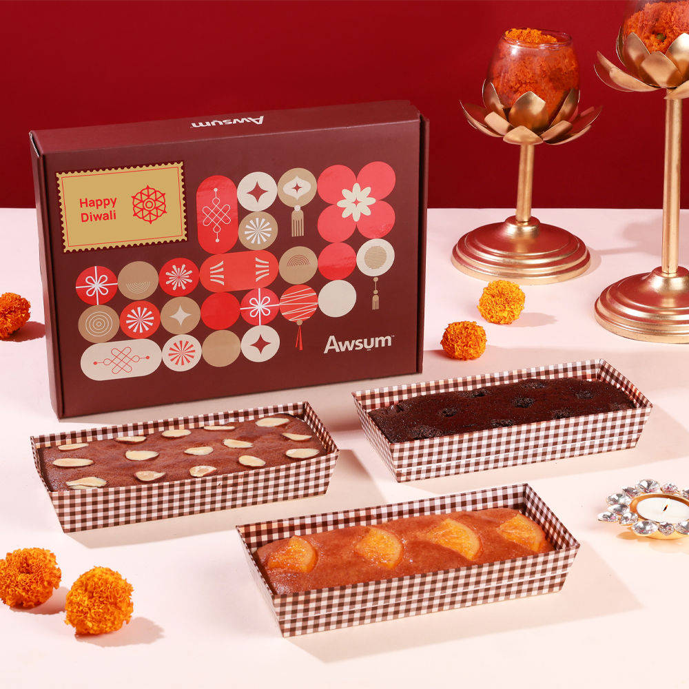 Buy Awsum Handcrafted Celebrations Cake Hamper Online () At Best Price