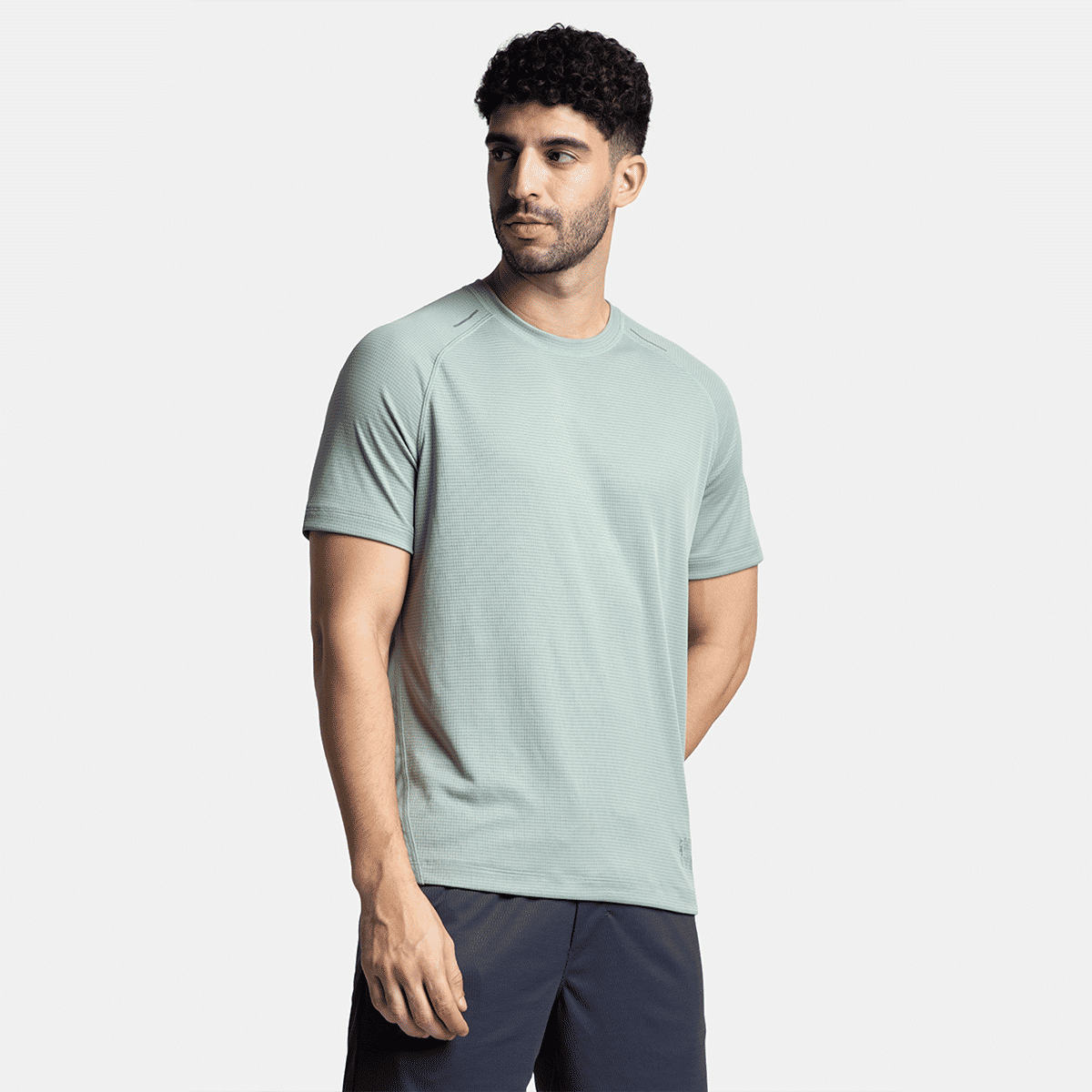 Buy Jockey MV16 Lightweight Microfiber Solid Round Neck Half
